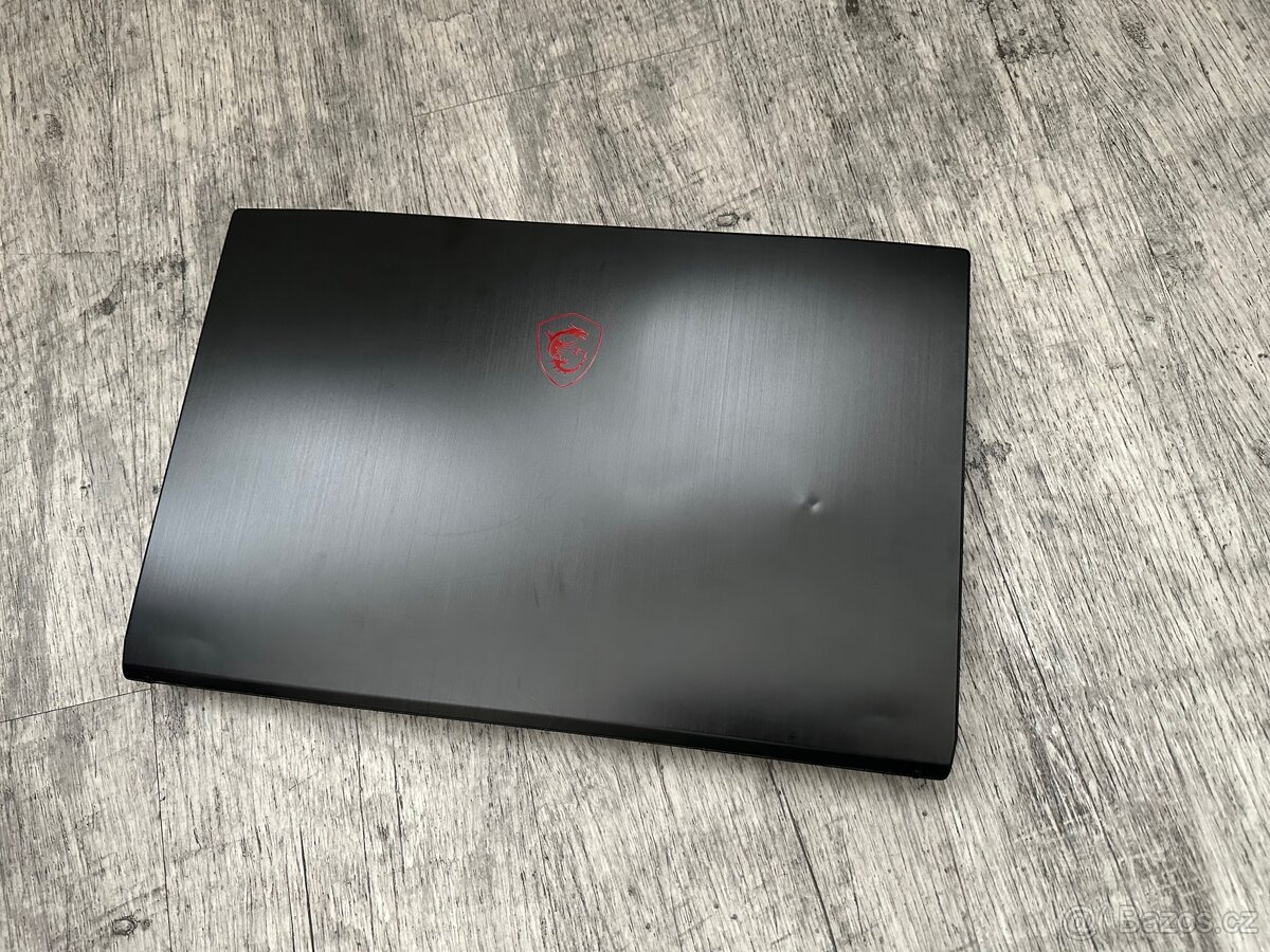 OBŘÍ 17.3” HERNÍ NOTEBOOK-MSI i5. 10gen/SSD/GTX/NOvÁ BAT - 5