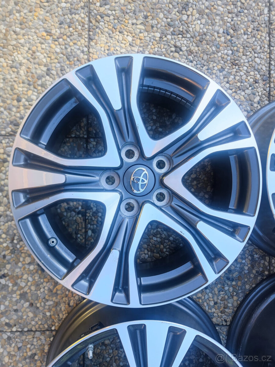 ALU disky 5x114,3 R17 originál Toyota - nepoužité - 5