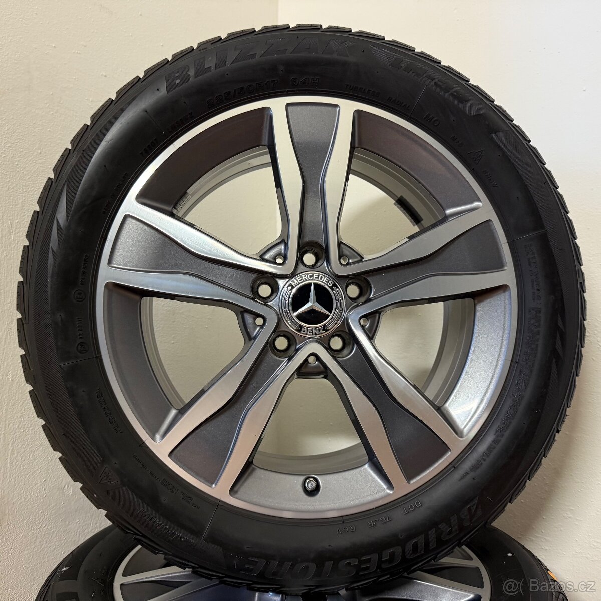 MERCEDES C W205 5x112 R17 ET48,5+ZIMNÍ 225/50R17 7,5/7mm - 5