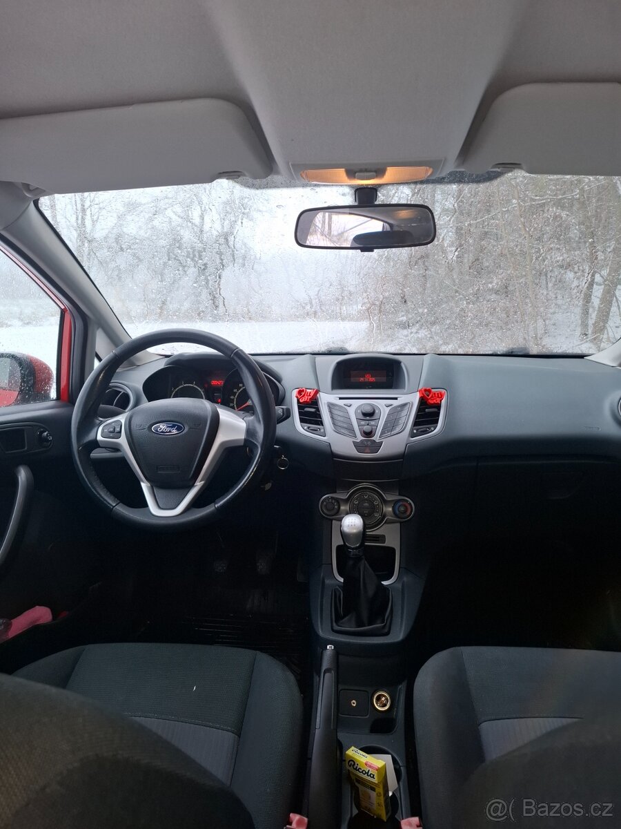 Ford fiesta 1.25 benzin ( 60 kw) 99.000 km - 5