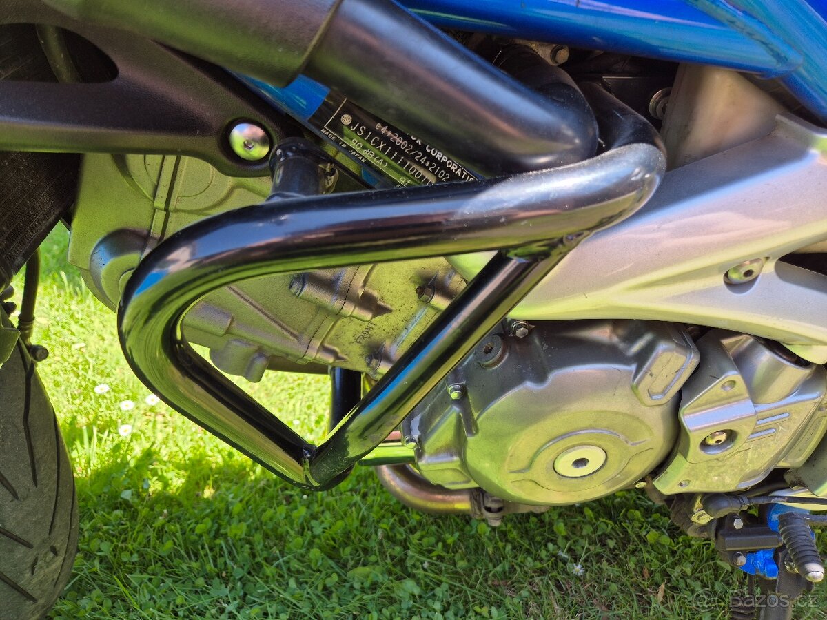 Suzuki SFV 650 GLADIUS - 5