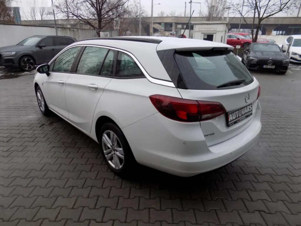 Opel Astra, 1.4 TURBO Původ ČR - 5