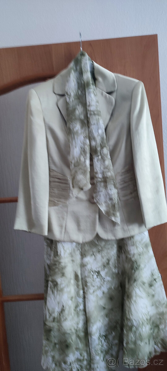 Dámský kostýmek - 5