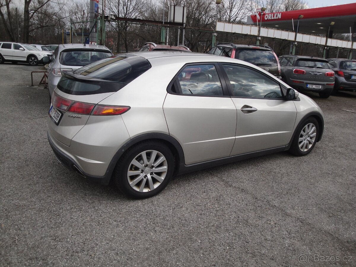Prodám Honda Civic 2.2,i-CTDi,103kw - 5