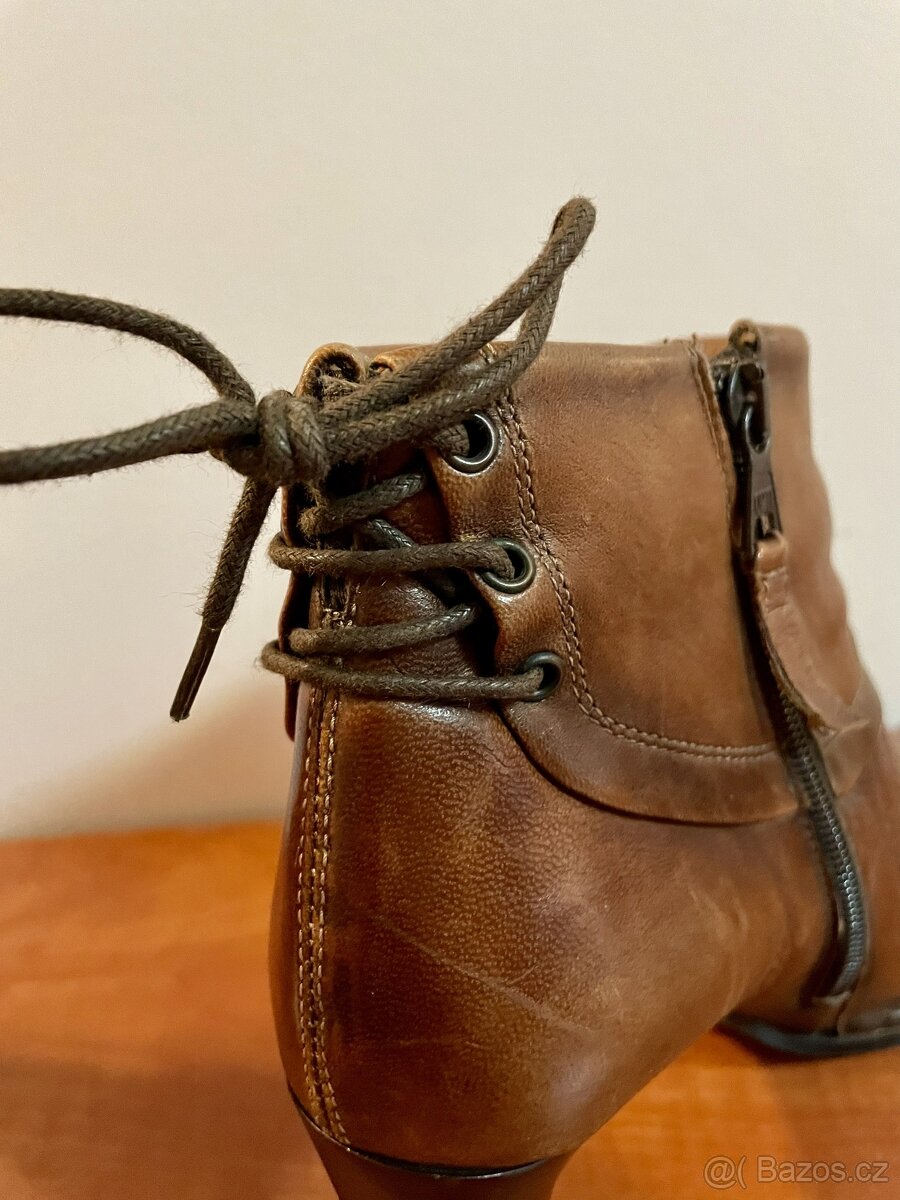 Kotníkové kozačky kožené BAŤA/vel. 37 - 5