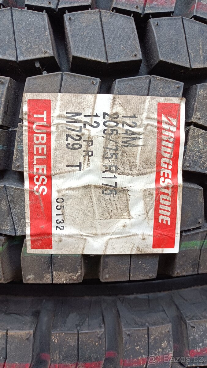 205/75 R17,5 - 5