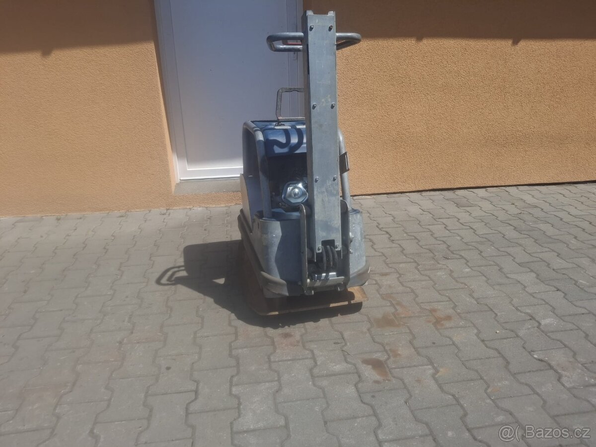 Vibrační deska Swepac FB225 30kN - 5