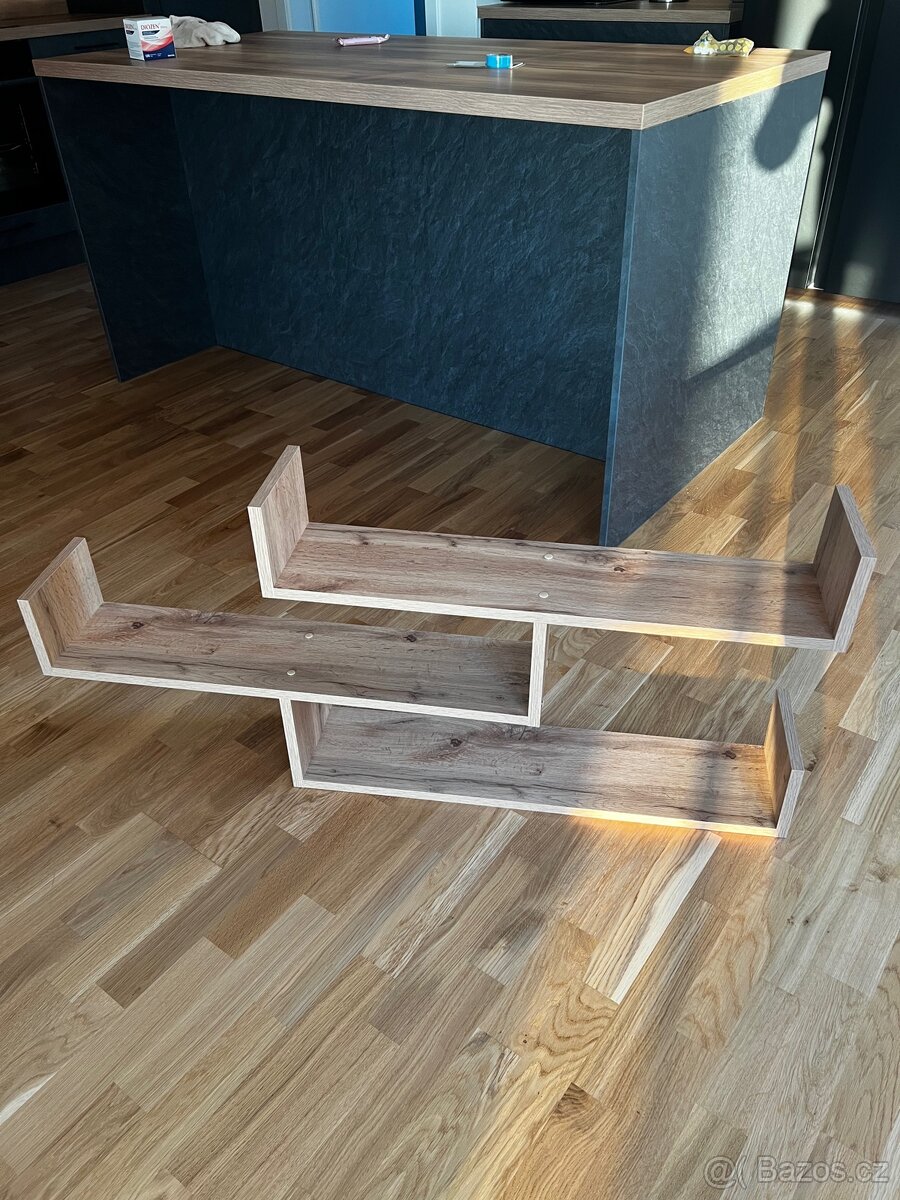 Asymetrická police - 5