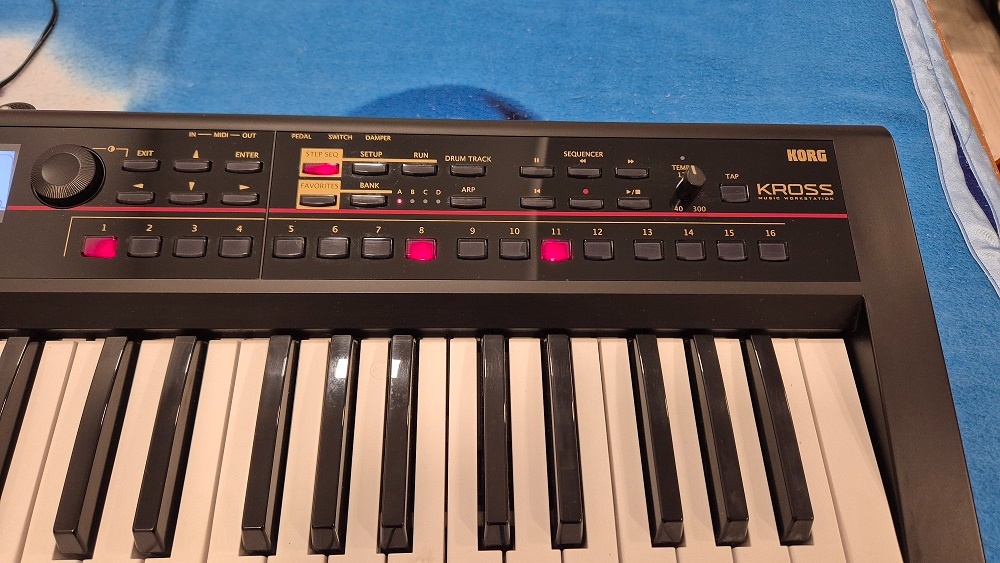 Prodám Korg Kross - 5