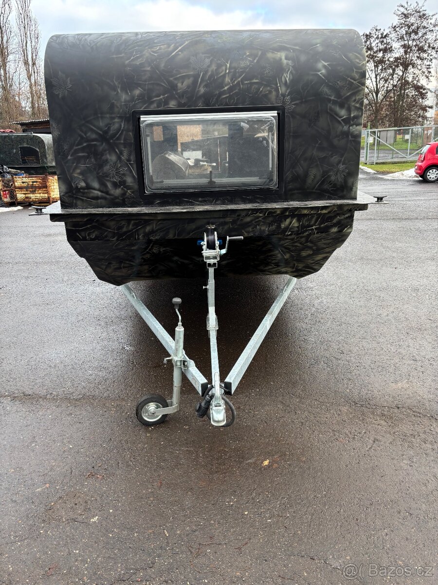 Loď na ryby 6,1m x 2m - 5