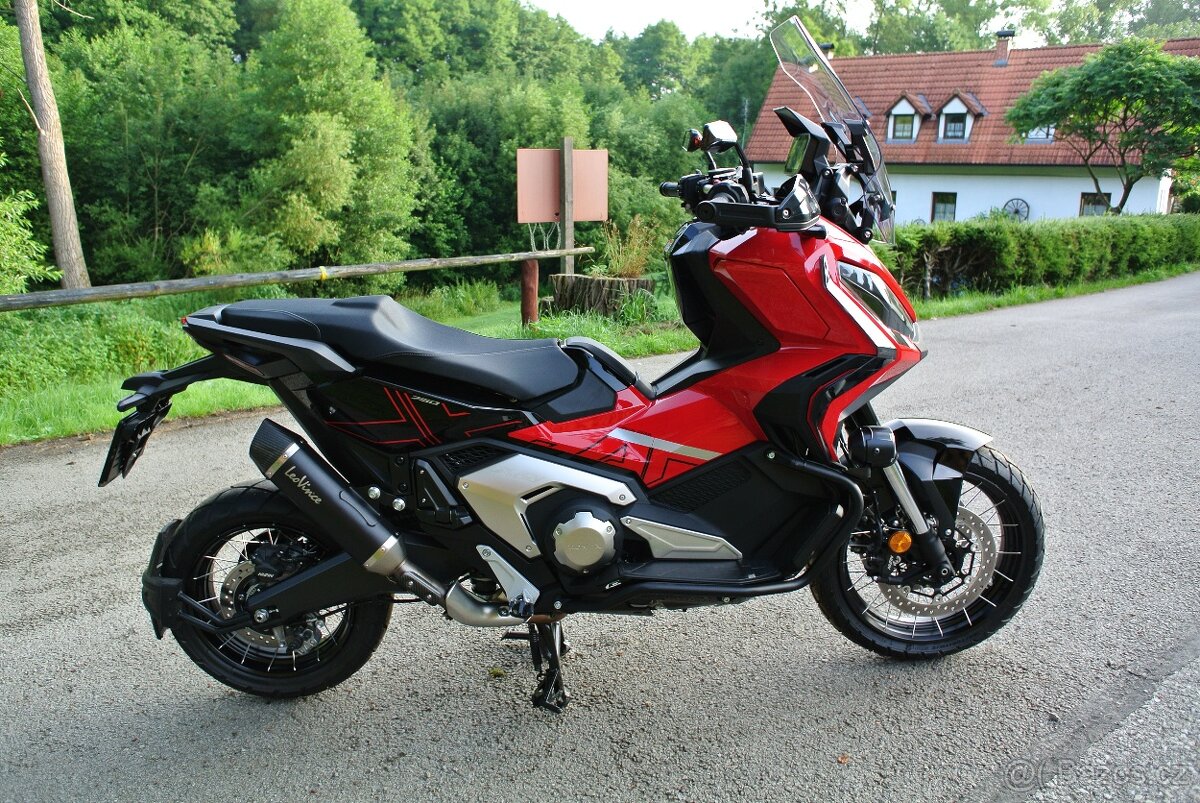Honda X-ADV 750 - 5