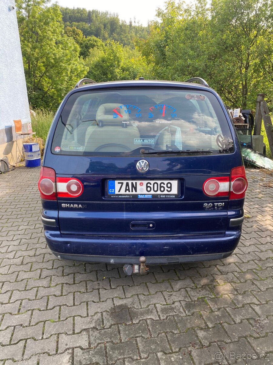VW Sharan 2.0 tdi 7 míst - 5