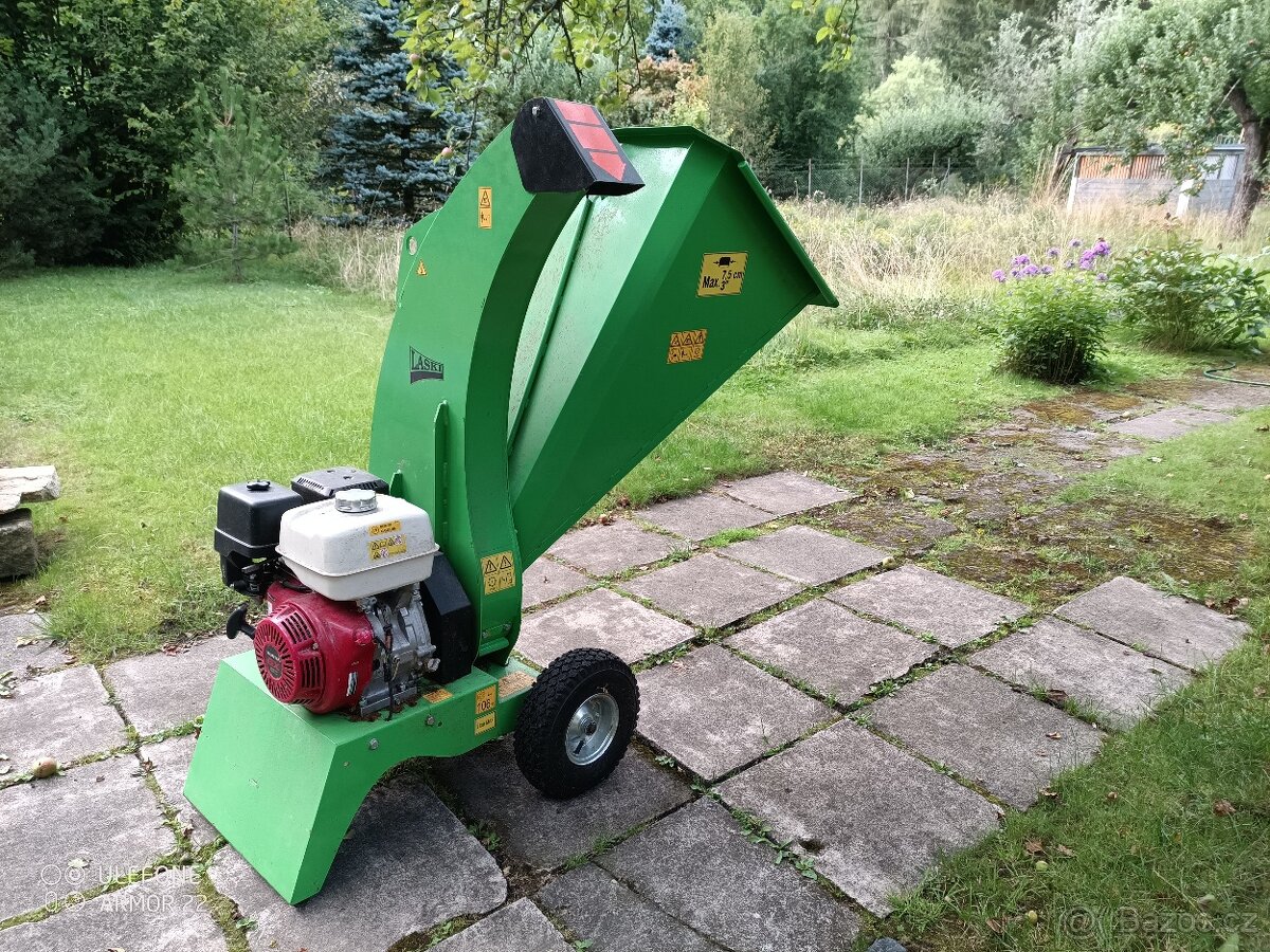 Štěpkovač - drtič větví - 5