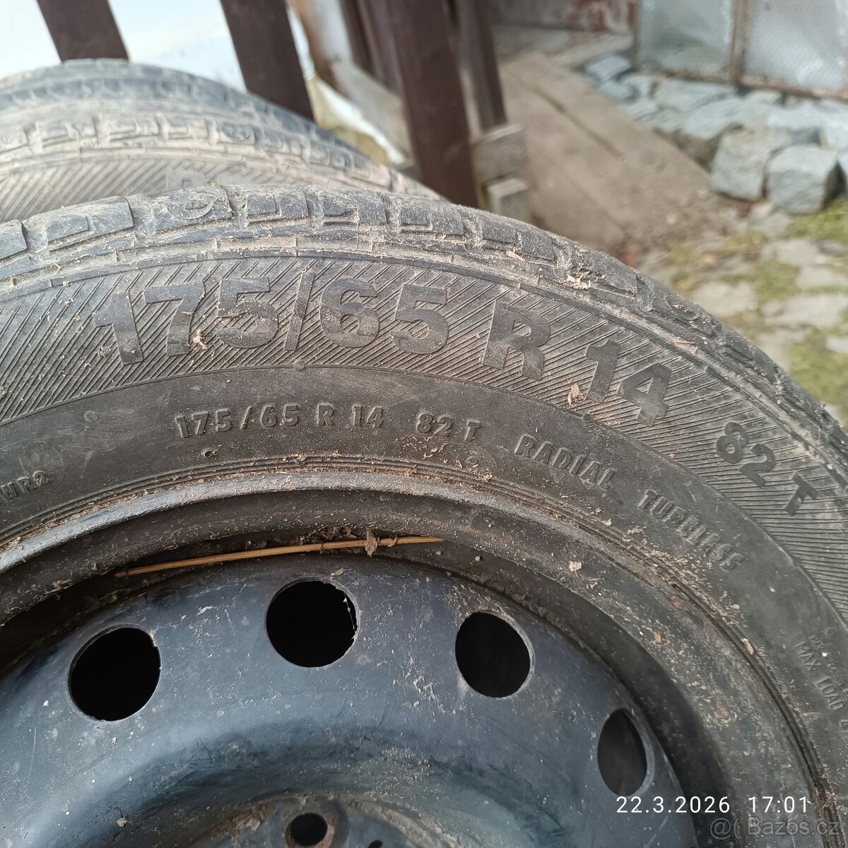 Pneu s disky 175/65/14 - 5