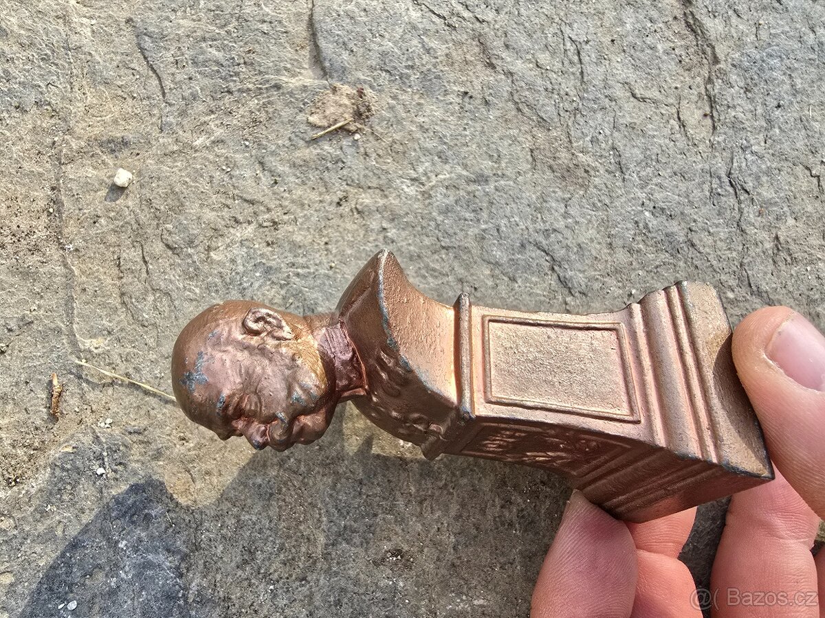 FRANTIŠEK JOSEF -BUSTA 1914 - 5