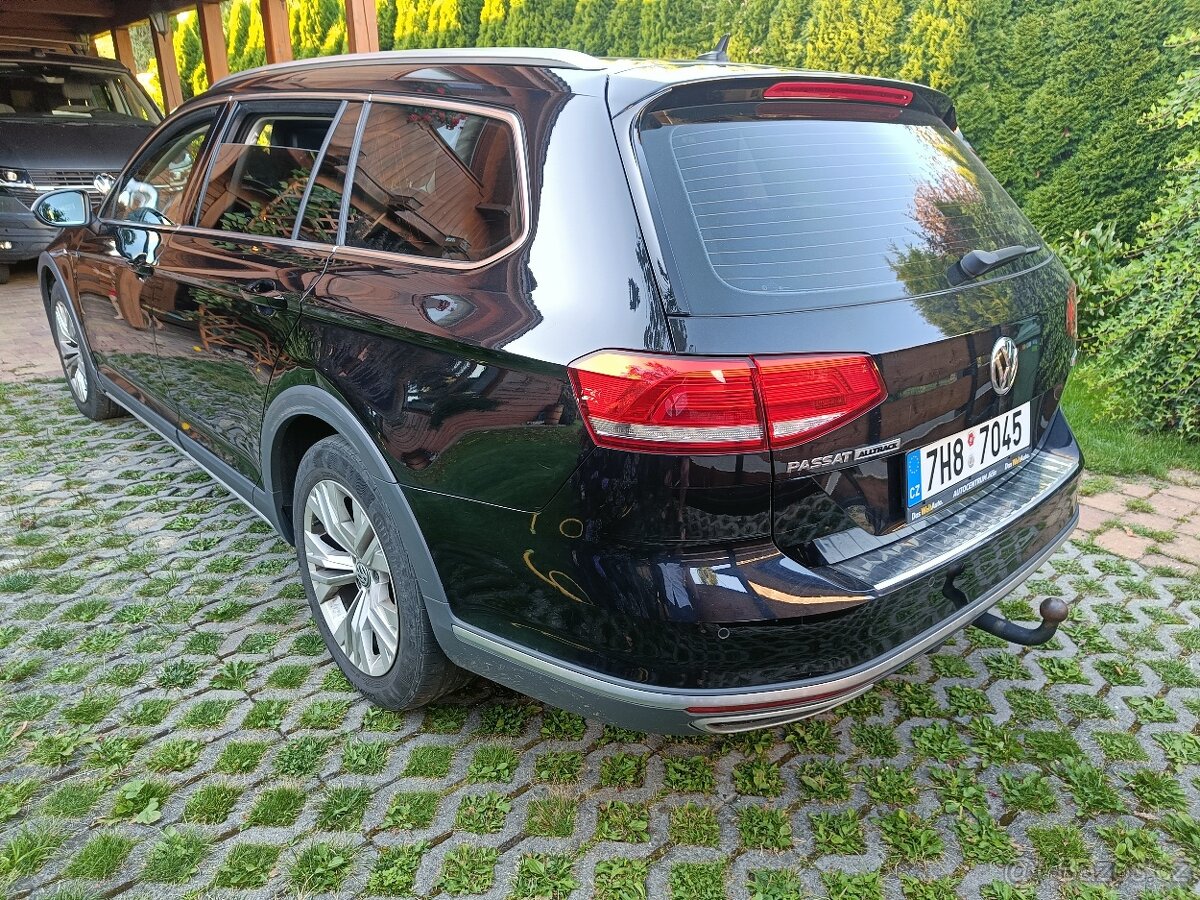 Volkswagen Passat Alltrack 2.0 TFSI - 5