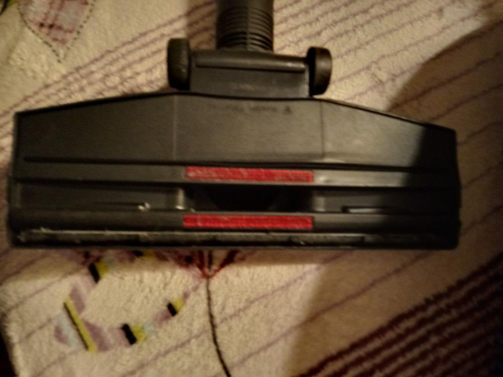 NOVÝ sáčkový vysavač Bosch, malý a lehký - 5