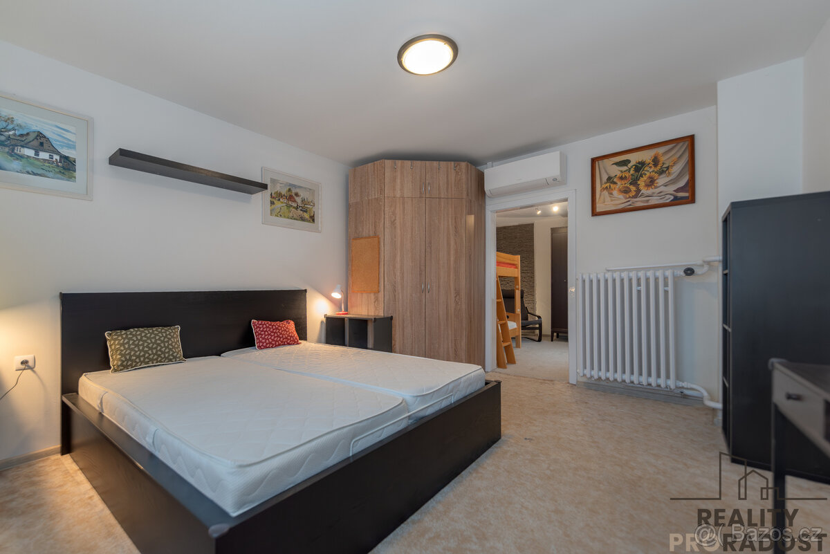 Pronájem rodinného domu s dvorem v Únanově, RD 2+1 Únanov - 5