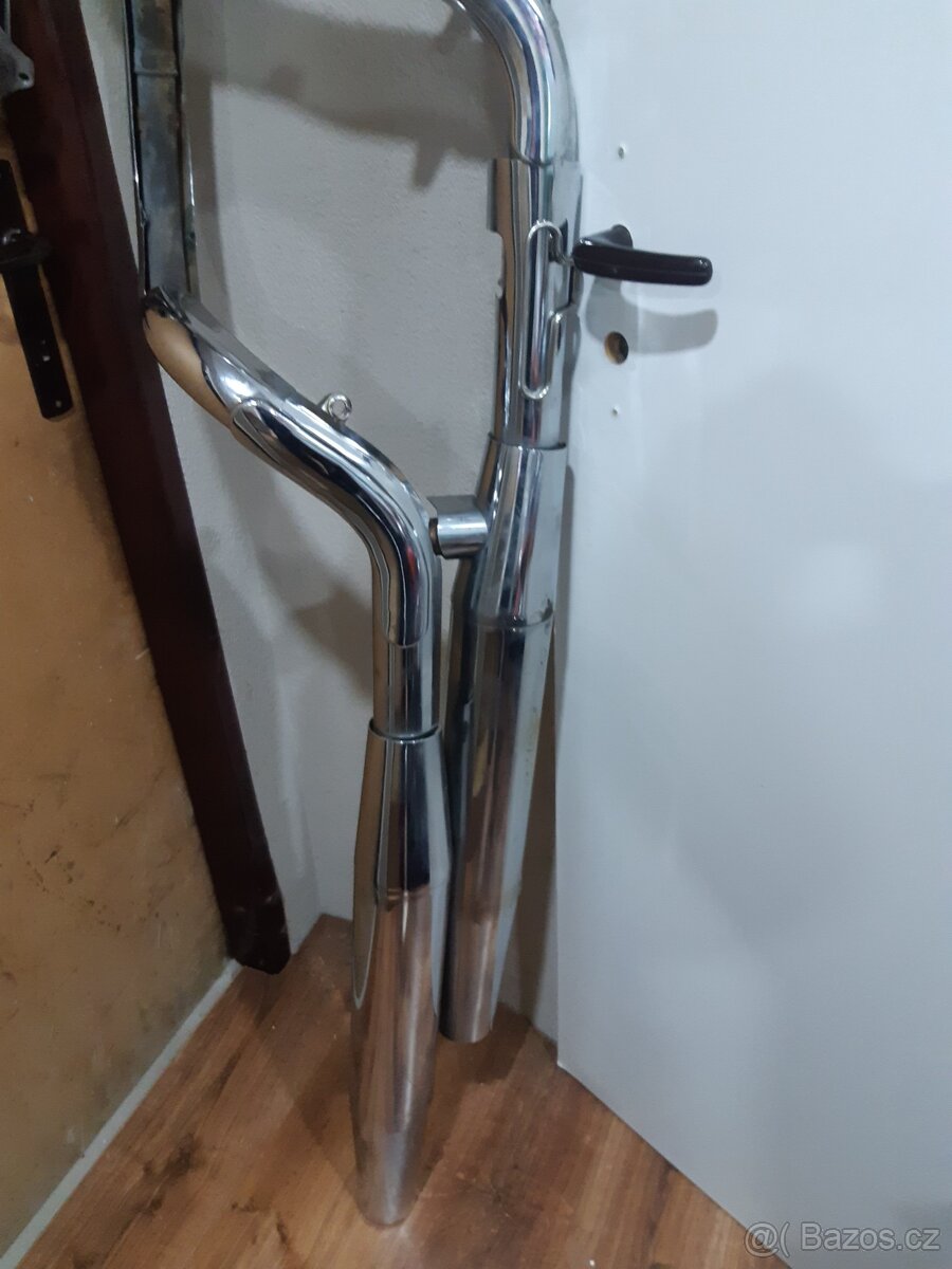 Suzuki VZ 800 Marauder - 5