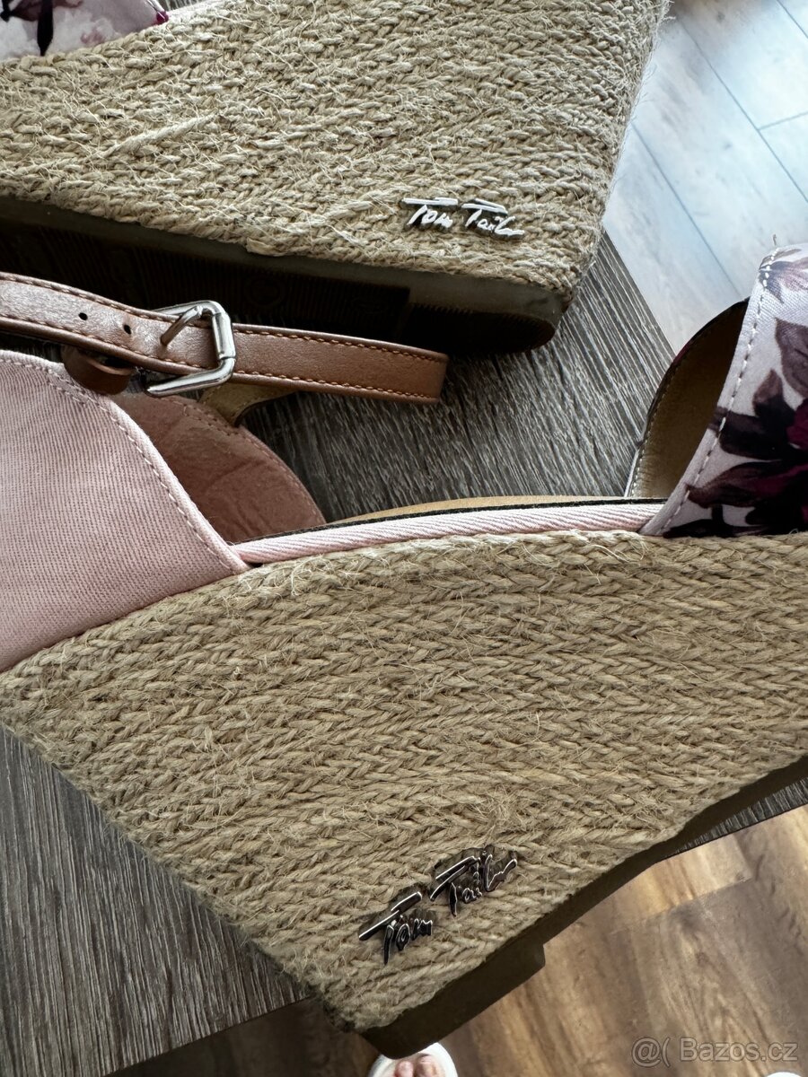 Lodičky na klínku TT - vel. 41 - 5