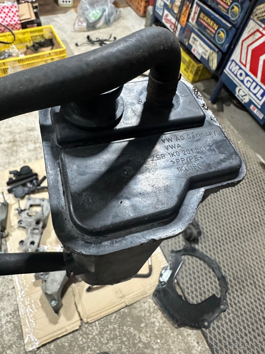 Díly pro motor 2.0 Tfsi AXX BWA - 5