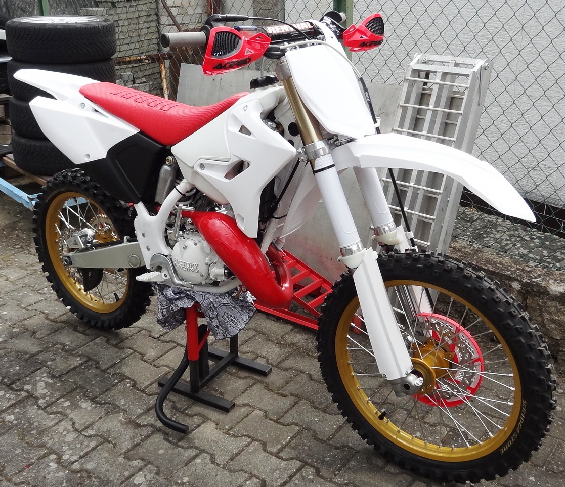 YAMAHA YZ 125 2003 - 5