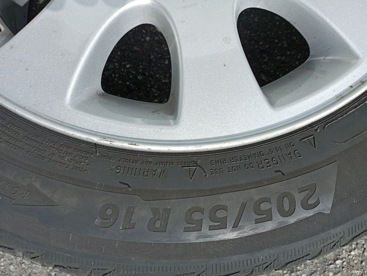 Pneu Michelin 205/55 R 16 Alpin5 - 5