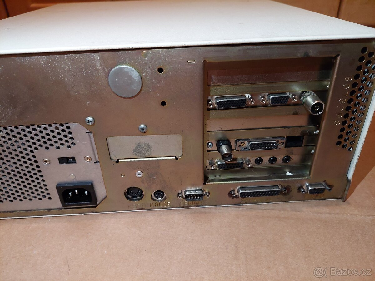 Starý retro PC zenith data systems Z-433/DX - 5