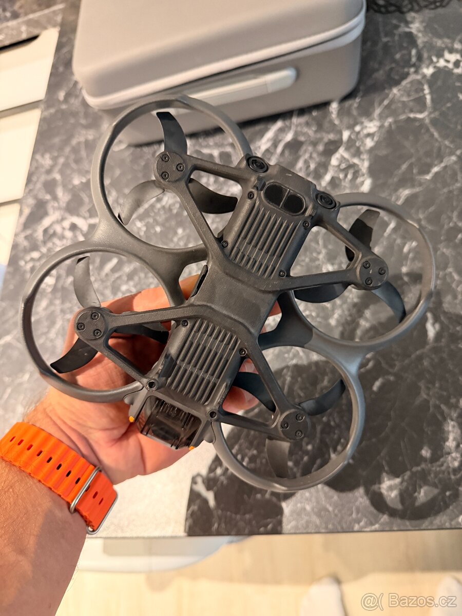 DJI AVATA 2 Fly More Combo (Three Batteries) - 5