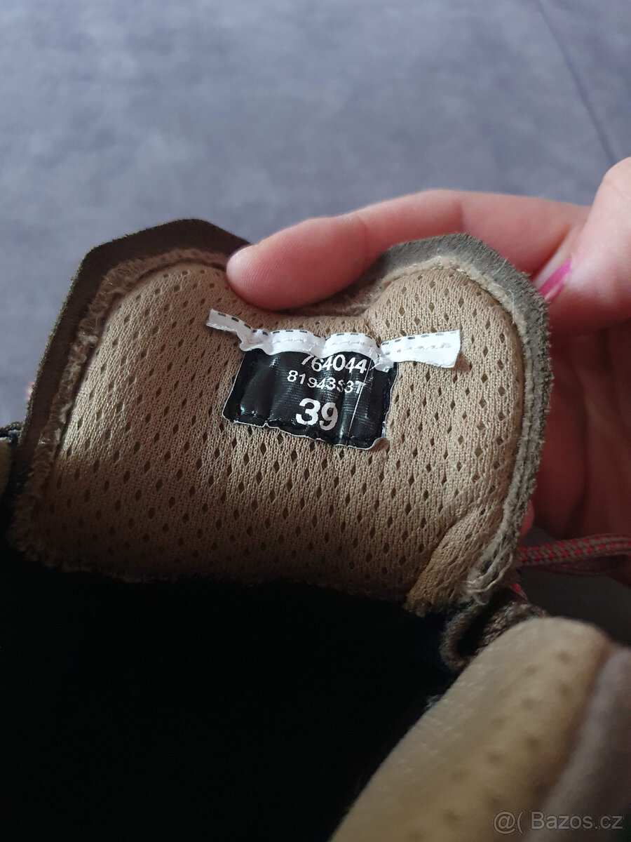 Quechua dámské turistické boty, vel. 39 - 5