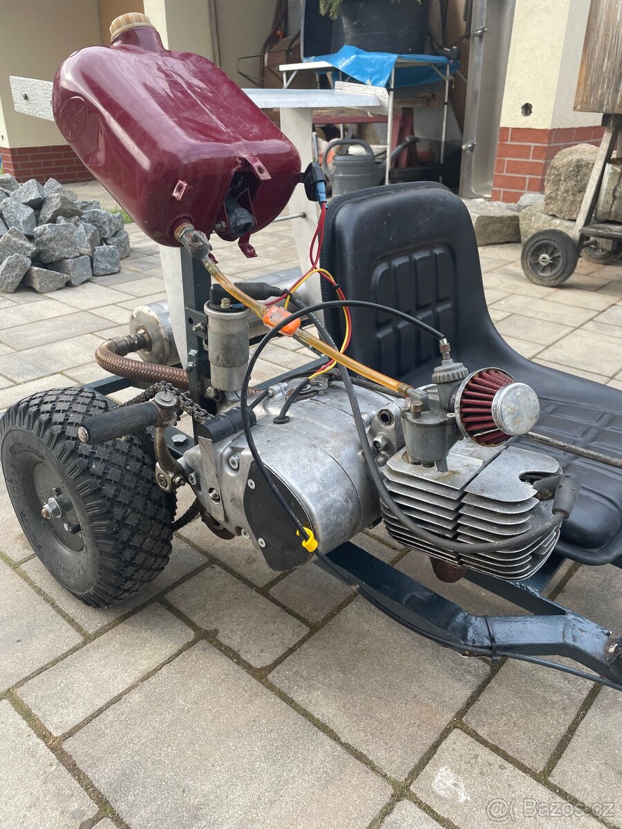 Motokára - 5