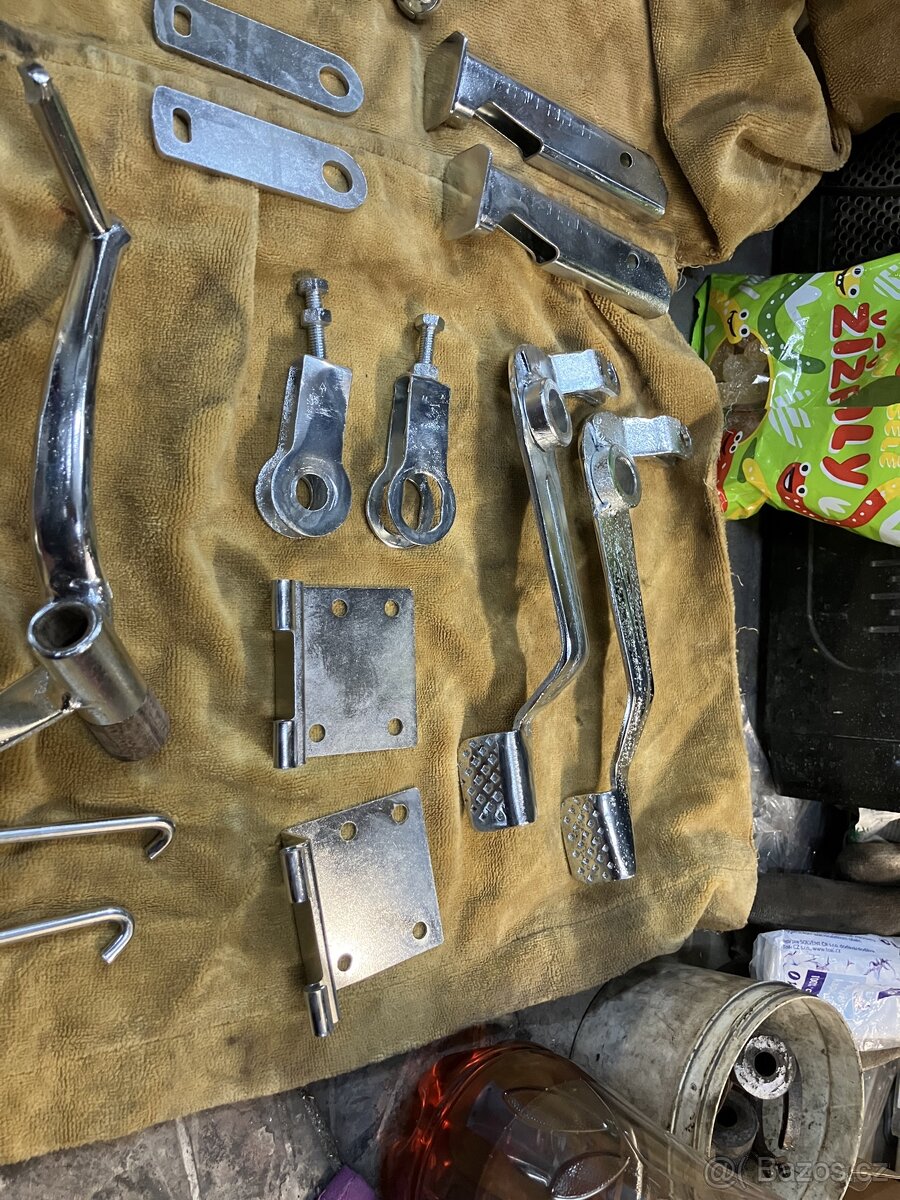 Jawa 50 pionyr mustang 550 555 05 20 21 23 zinkové Dily - 5