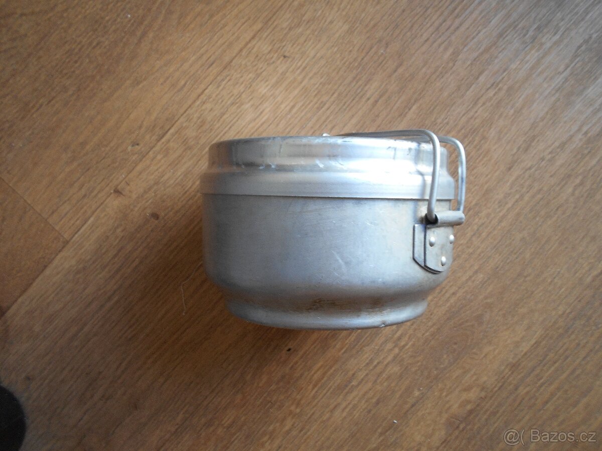 Hliníkový ešus + lihový vařič a zbytek lihových tablet - 5