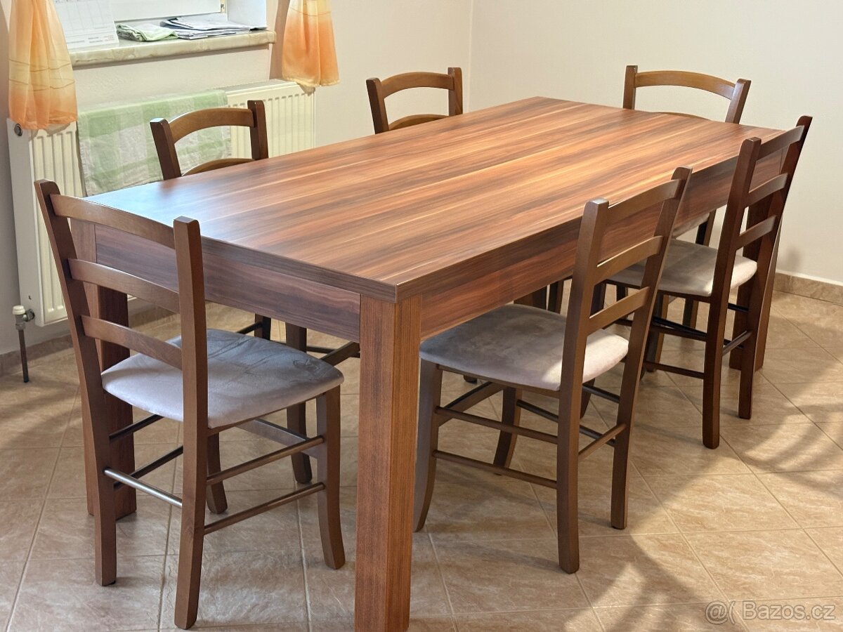 Jídelní stůl včetně stoliček - 5