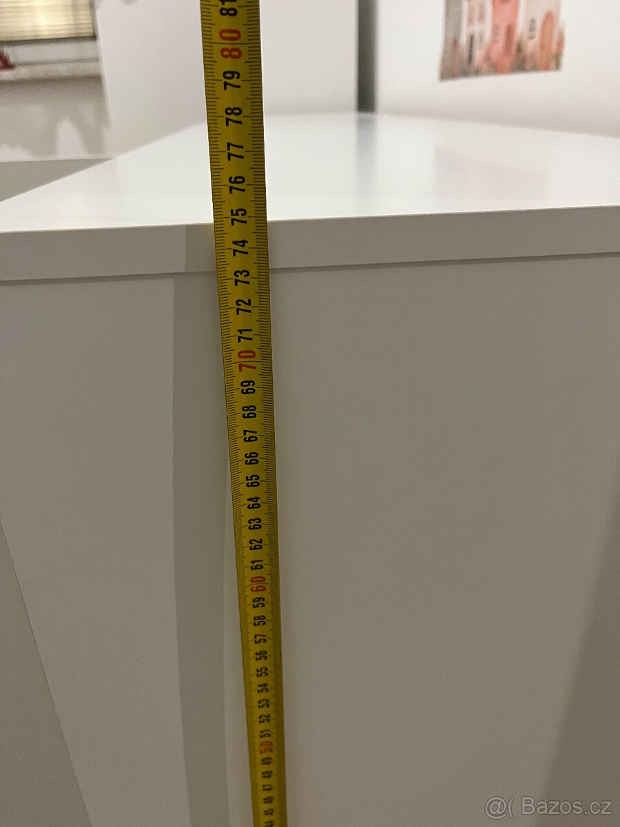 Bílá komoda/skříň pod TV - 5