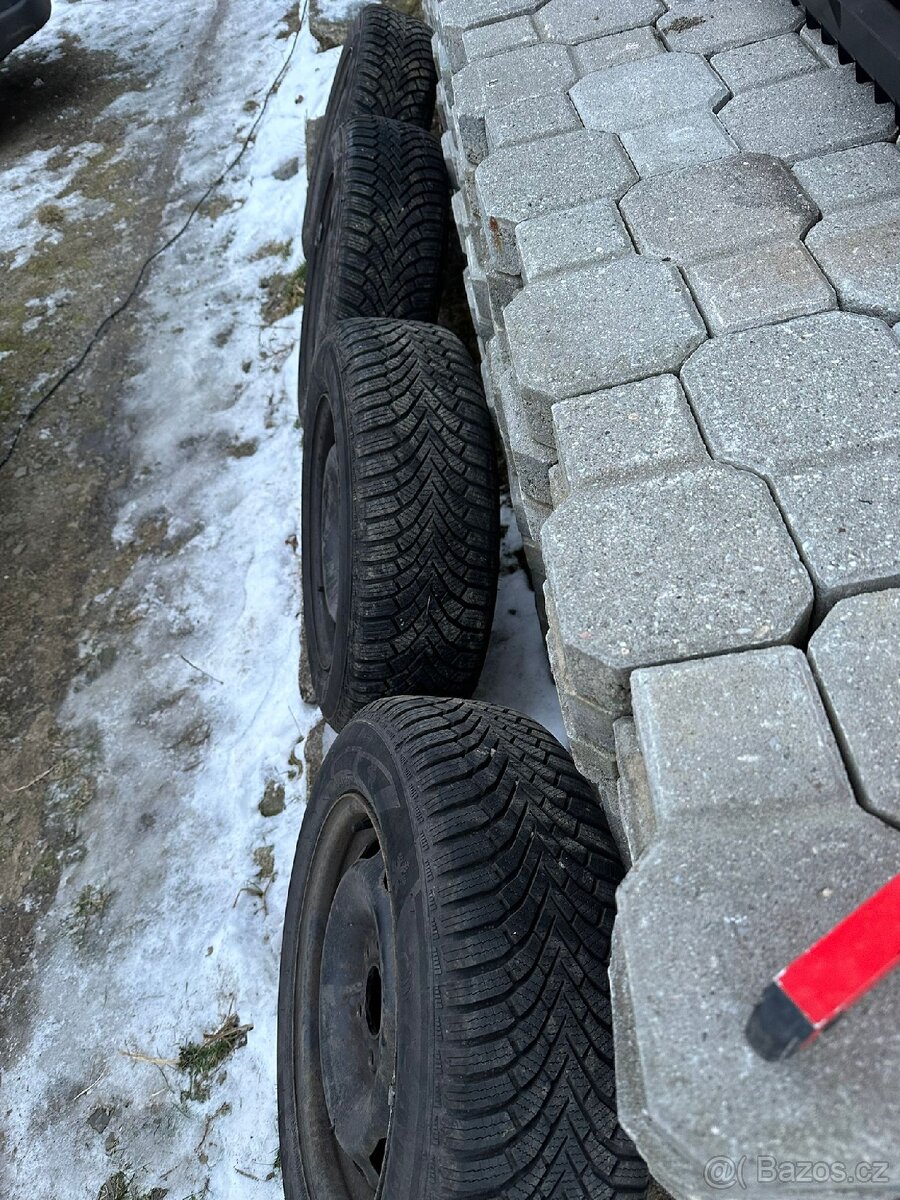 Zimní gumy 195/65 r15 - 5