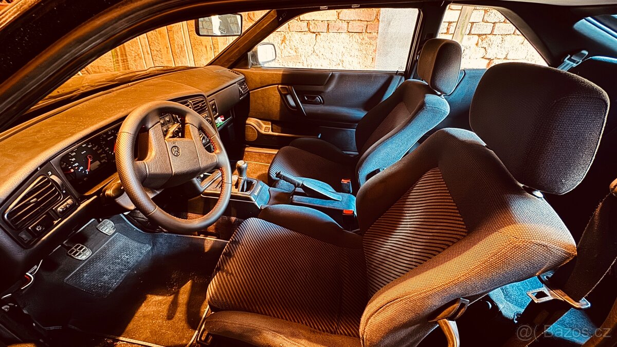 Volkswagen Corrado VR6 - 5