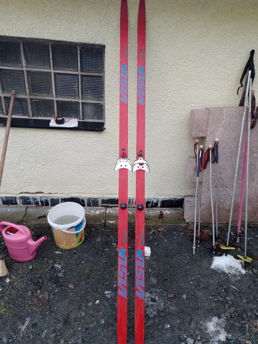 LYŽE ZNAČKOVÉ - 5