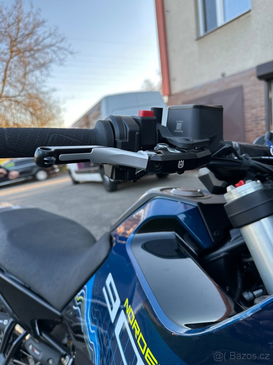 Husqvarna norden 901
