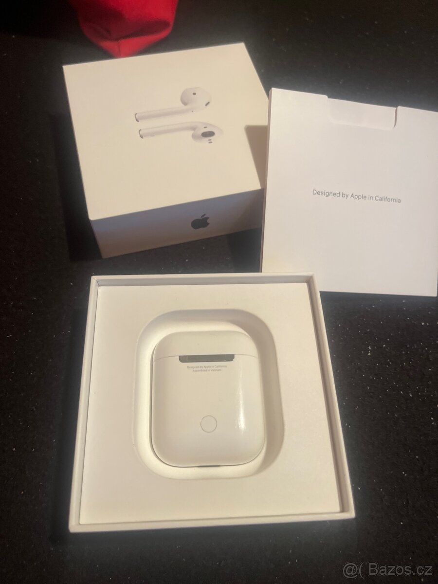 Apple AirPods 2019 Originál - 5