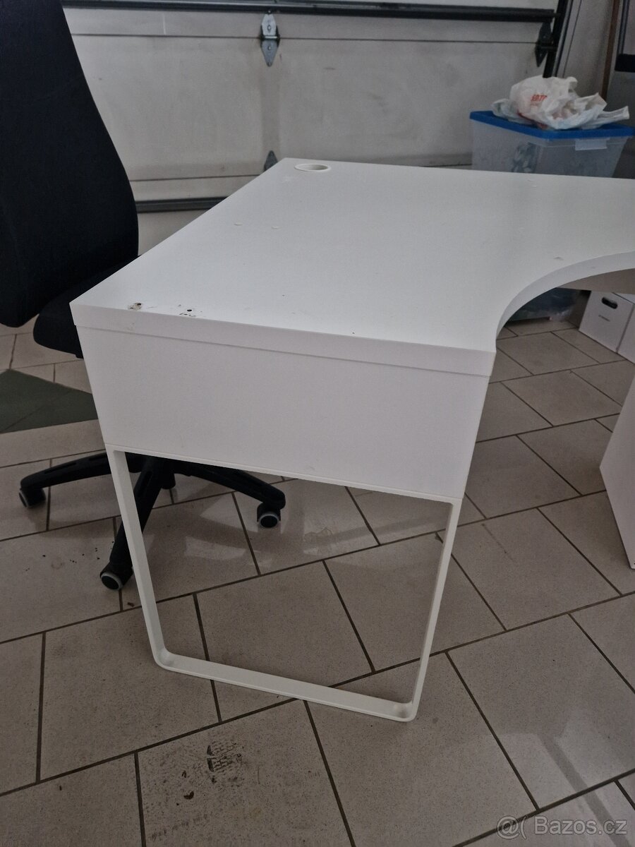 Psací stůl rohový - 5