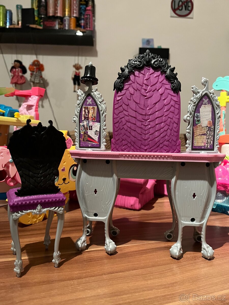 stoleček pro panenky - 5