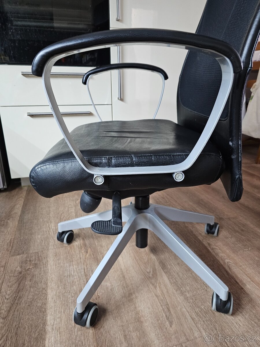 Ikea Markus - 5