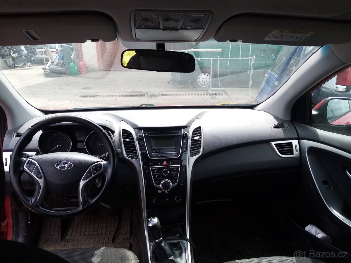 Hyundai I30 kombi 1.6 88kW,r.v.2015 - 5