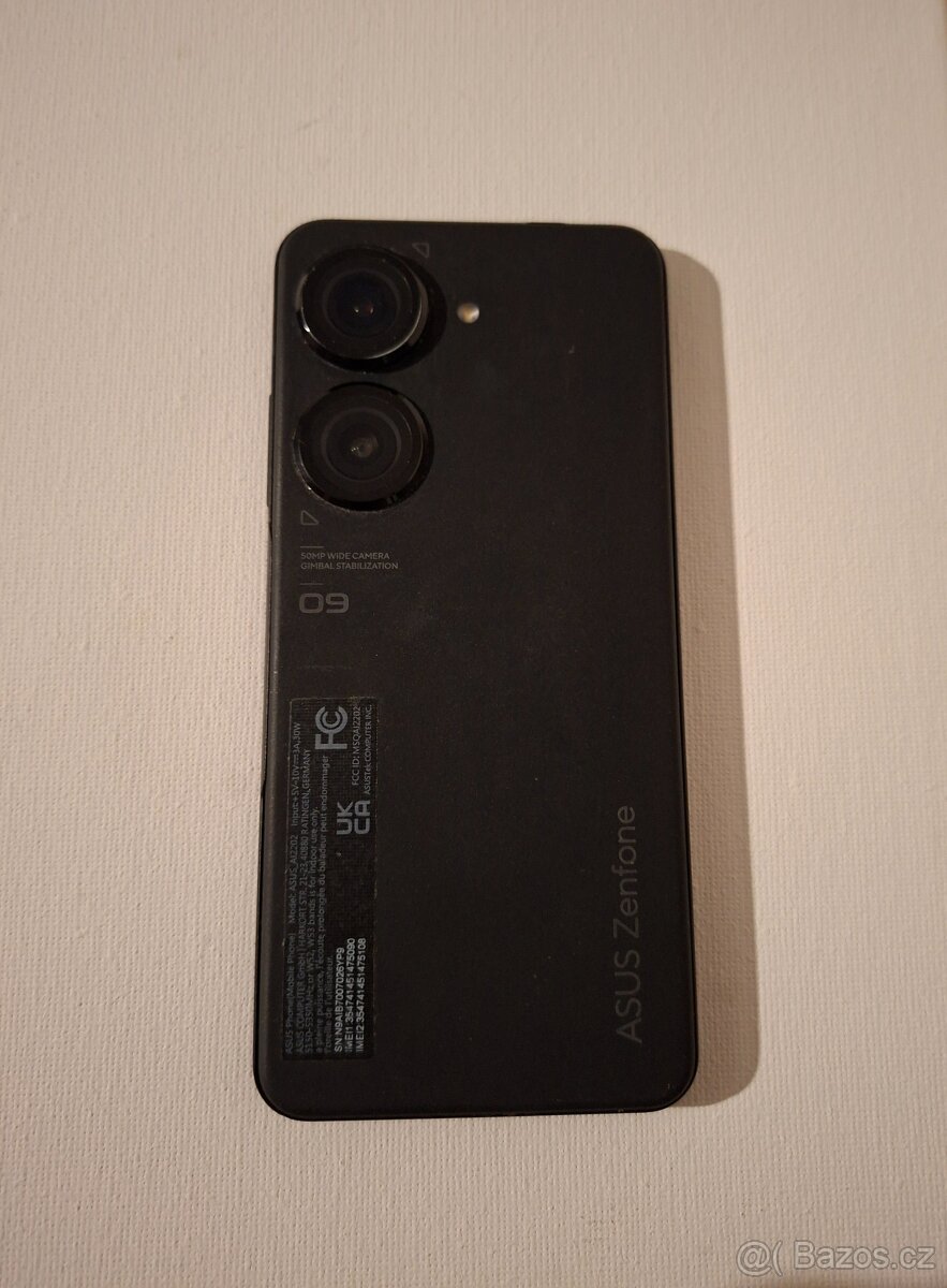 Asus Zenfone 9 - 5