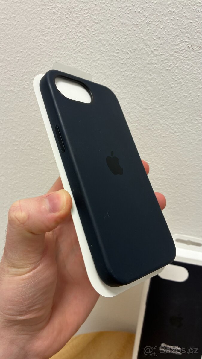 Apple Silikonový kryt na iPhone 16e černý - 5