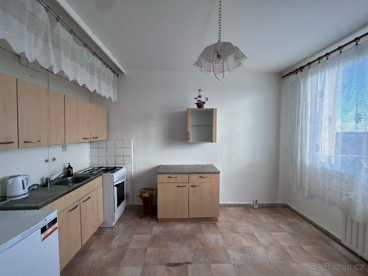 Pronájem bytu 1+1, 39m2 v Orlové, ul. Kpt. Jaroše - 5