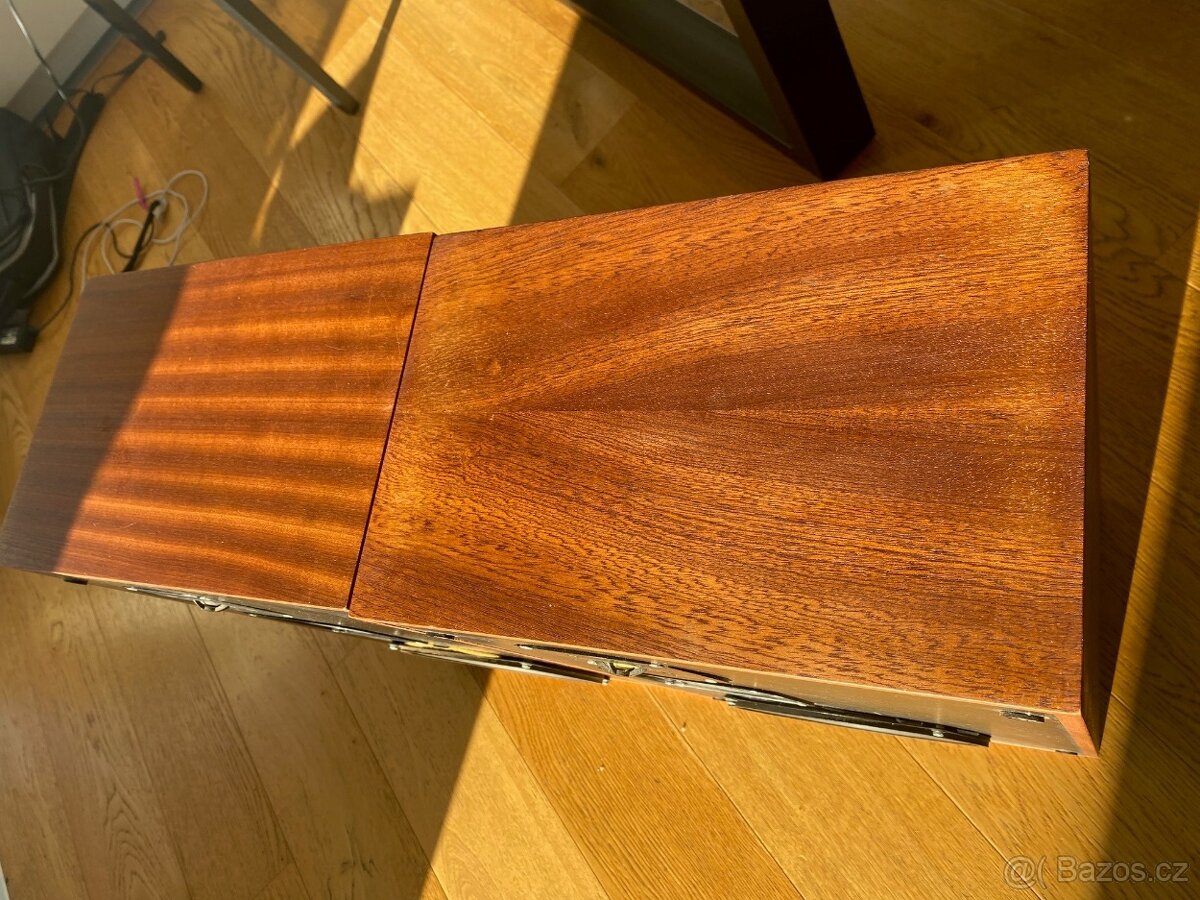 reprobedny Tesla ARS 1038 - 5