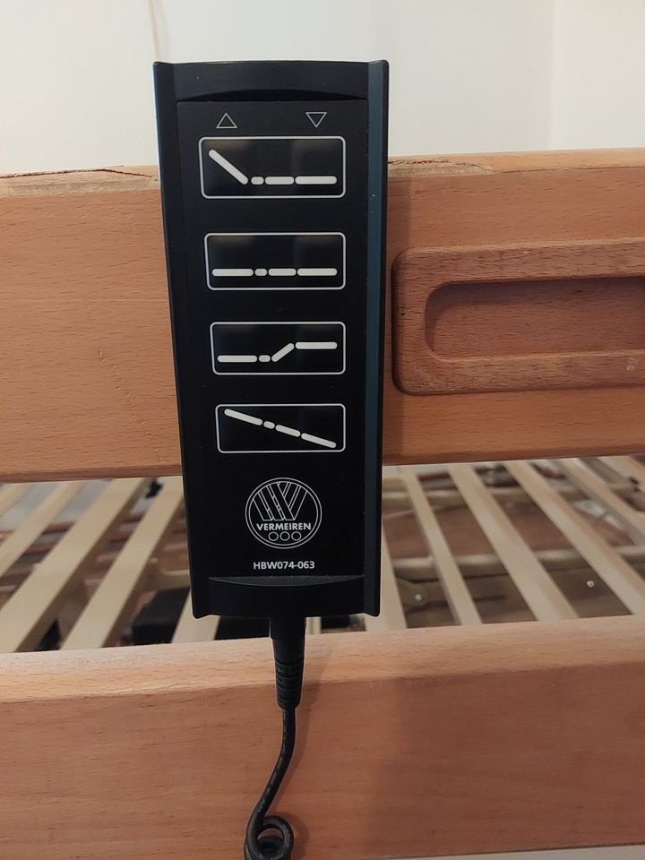 Elektrická zdravotní polohovací postel - 5