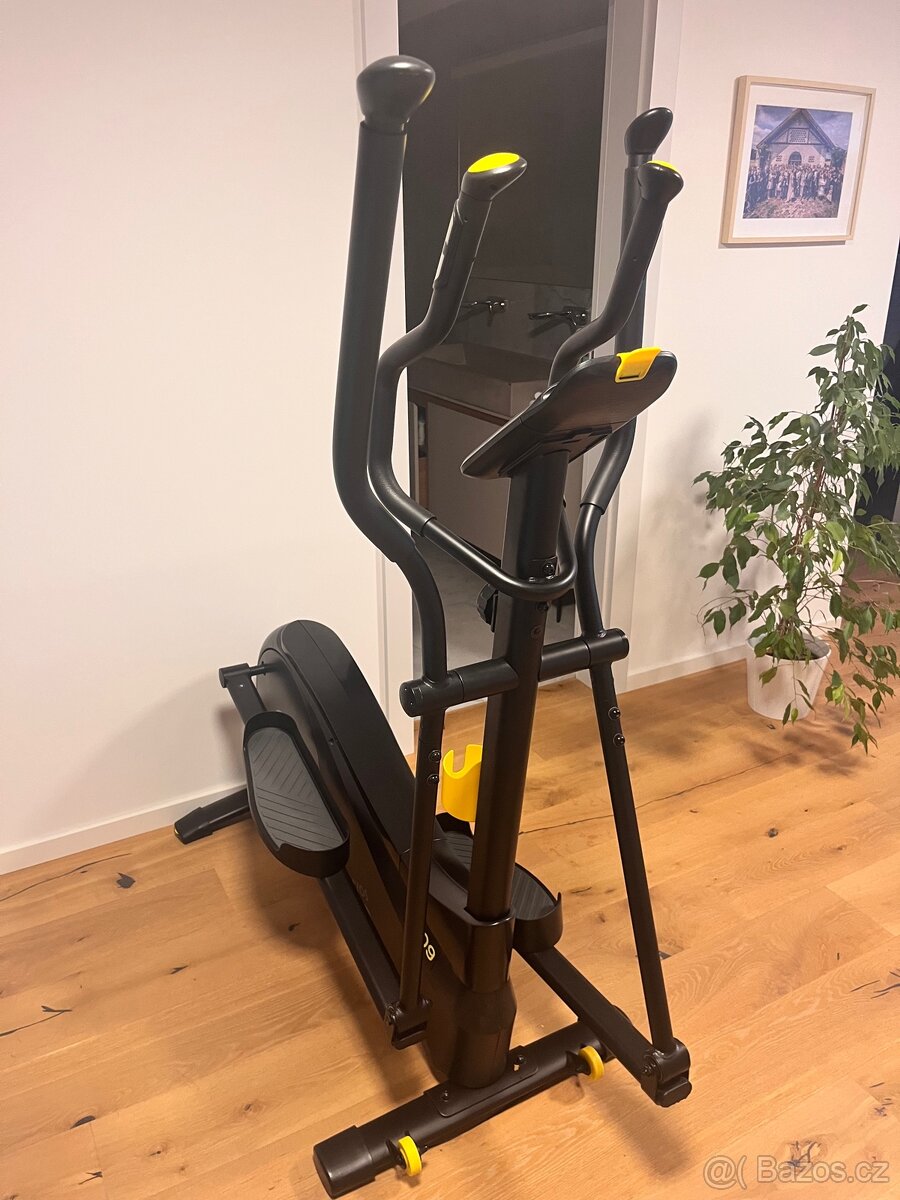 Eliptical, posilovací stroj - 5